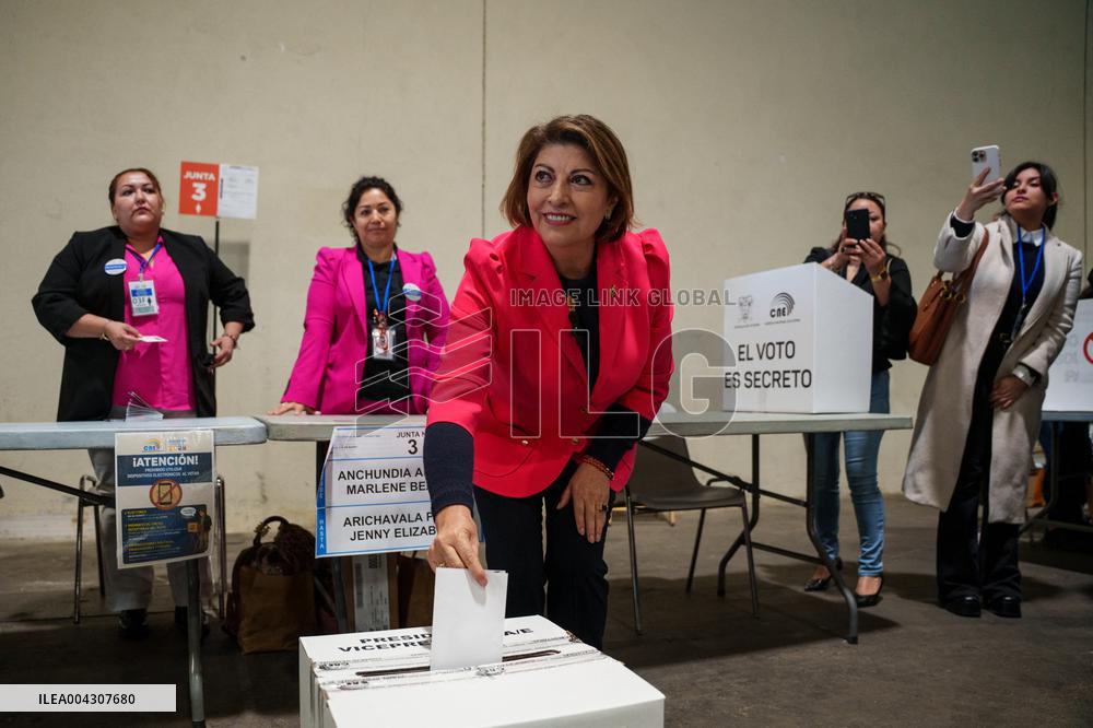 Second Round Of The General Elections Of Ecuador 2025 - Madrid