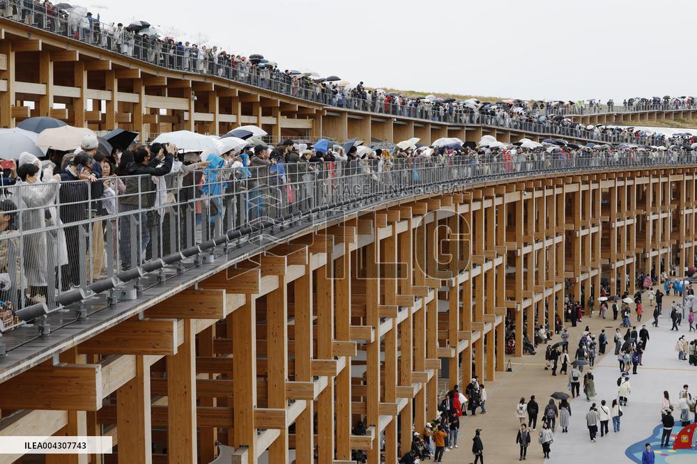 World Exposition opens in Osaka