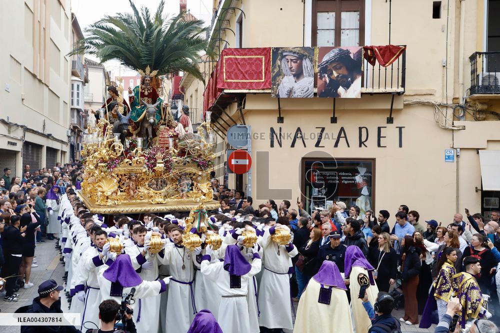 The Brotherhood Of The Pollinica Processions - Malaga
