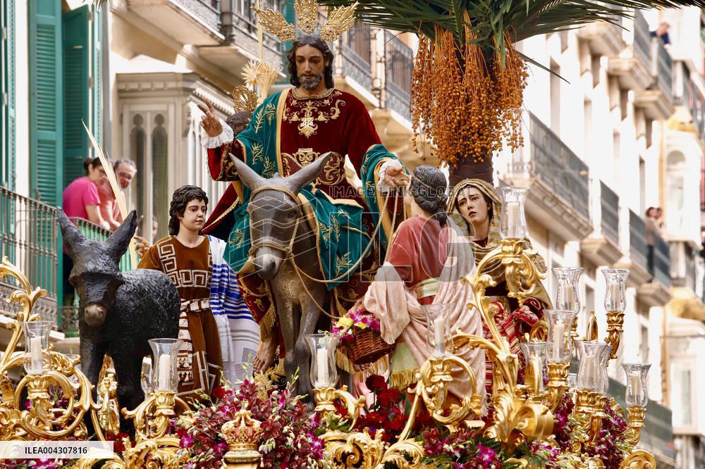 The Brotherhood Of The Pollinica Processions - Malaga
