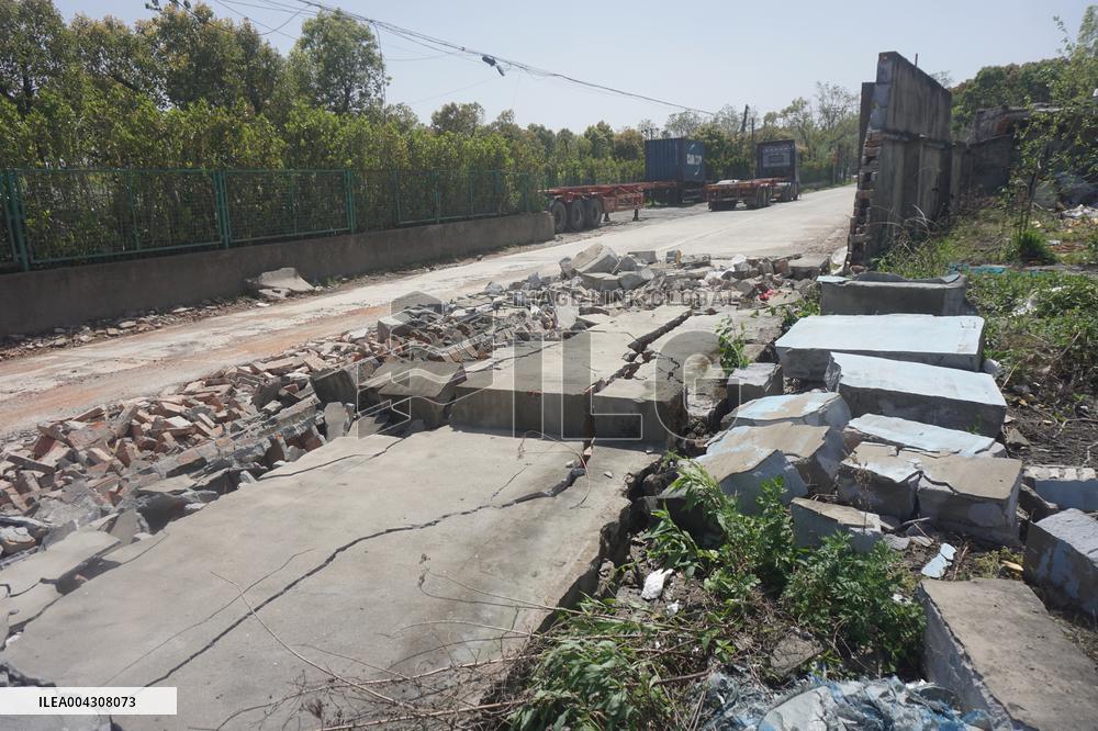 Strong Wind Hit Shanghai