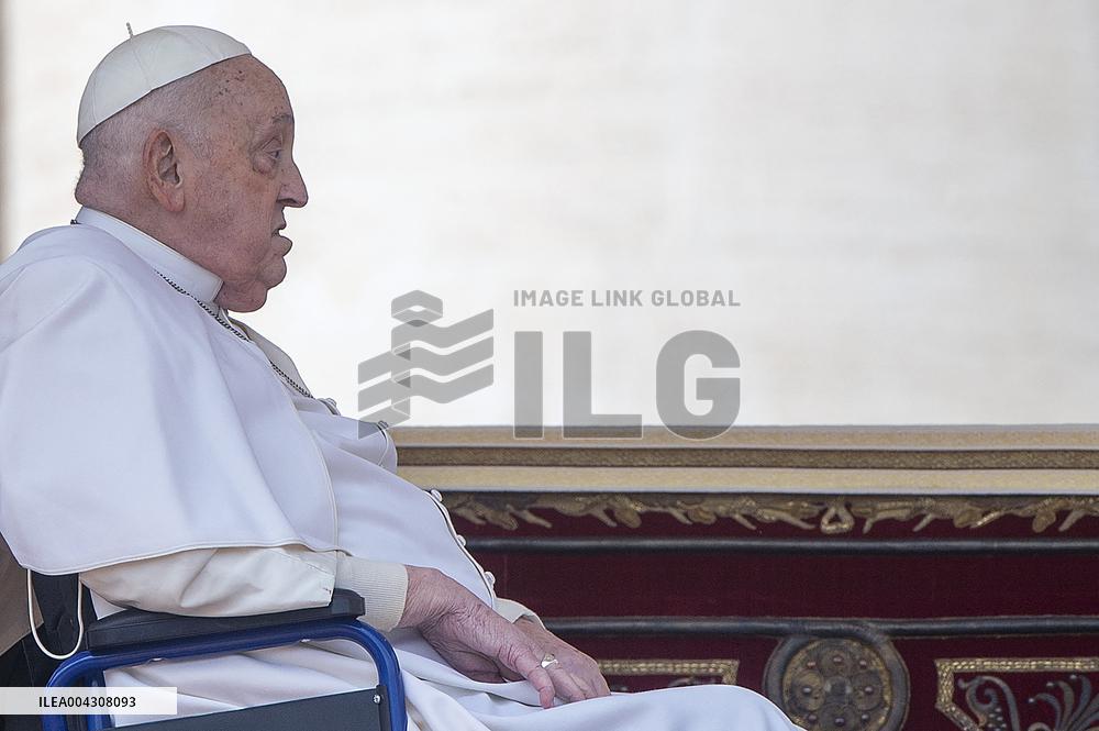 Pope Francis in Holy Mass on Palm Sunday - Vatican