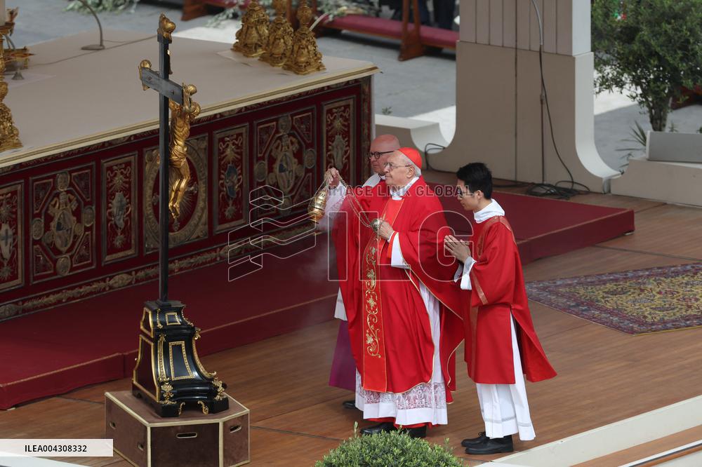 Cardinal Leonardo Sandri, Holy Mass on Palm Sunday in  Saint Peter’s Square in Rome