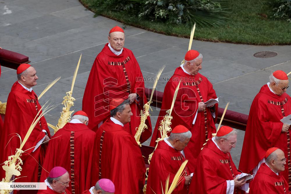 Cardinal Leonardo Sandri, Holy Mass on Palm Sunday in  Saint Peter’s Square in Rome