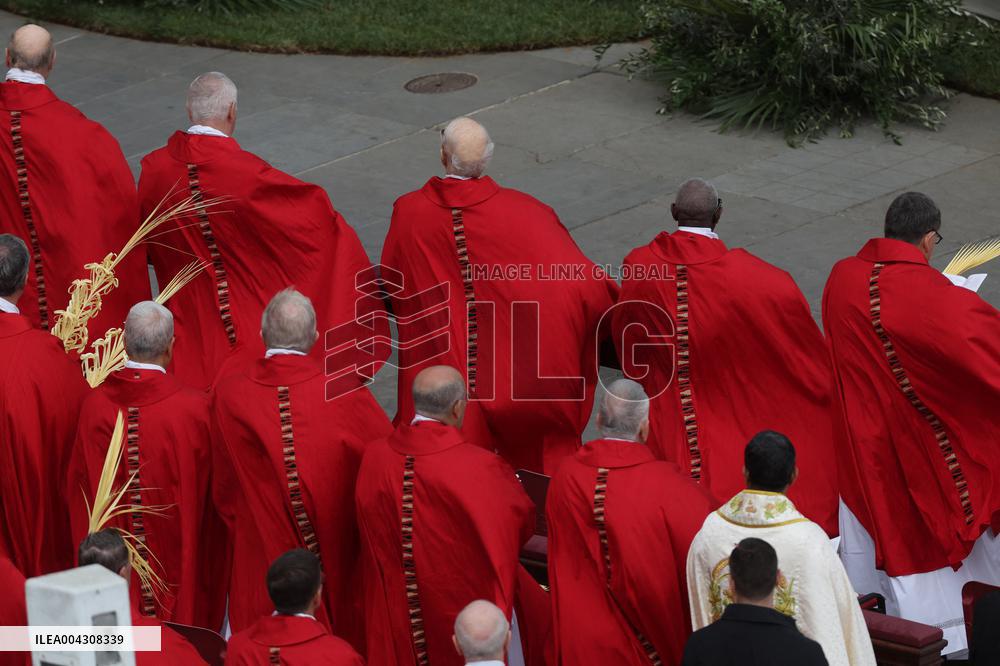 Cardinal Leonardo Sandri, Holy Mass on Palm Sunday in  Saint Peter’s Square in Rome