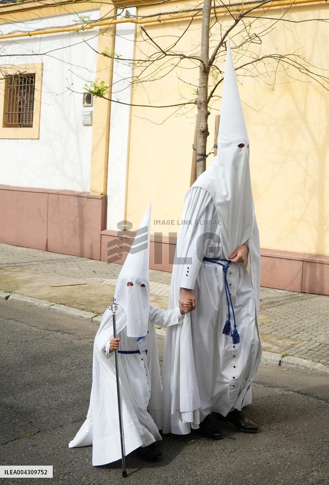 Brotherhood Of Peace Procession For Palm Sunday - Seville