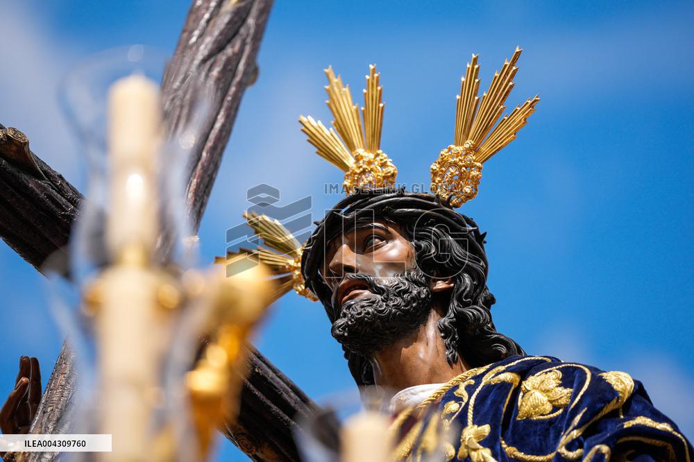 Brotherhood Of Peace Procession For Palm Sunday - Seville