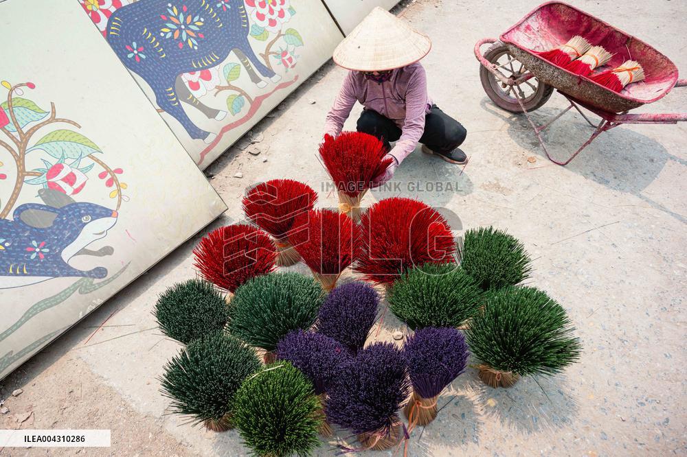Incense Sticks Traditional Making - Vietnam