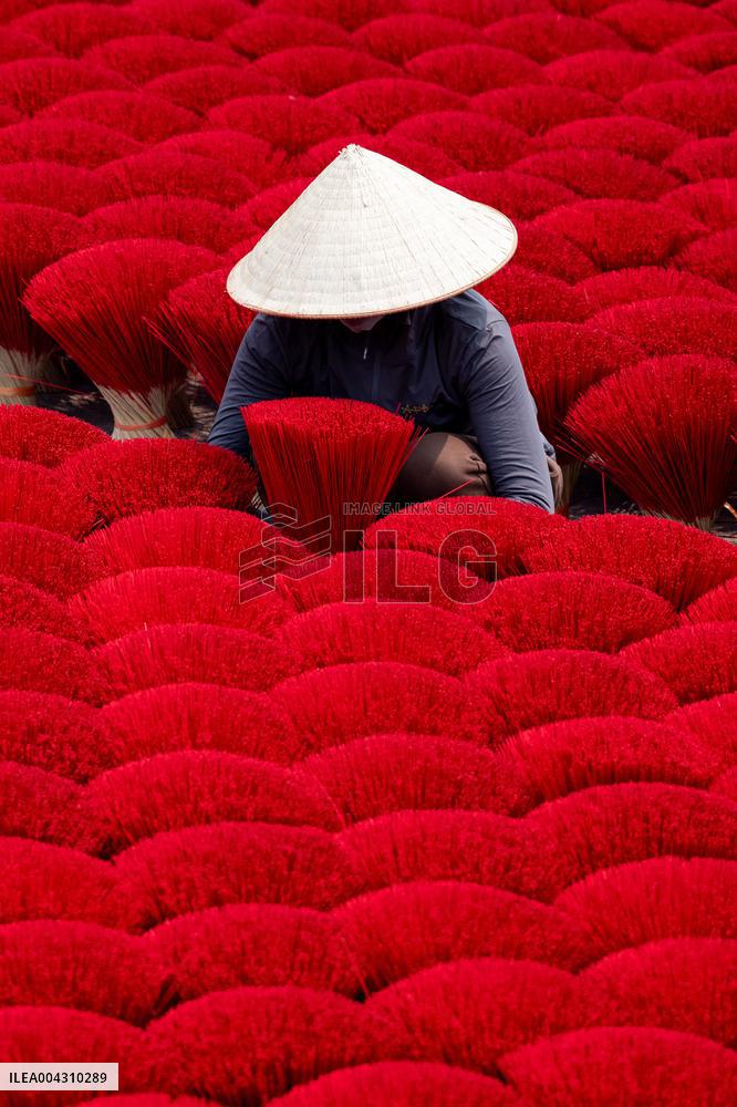 Incense Sticks Traditional Making - Vietnam