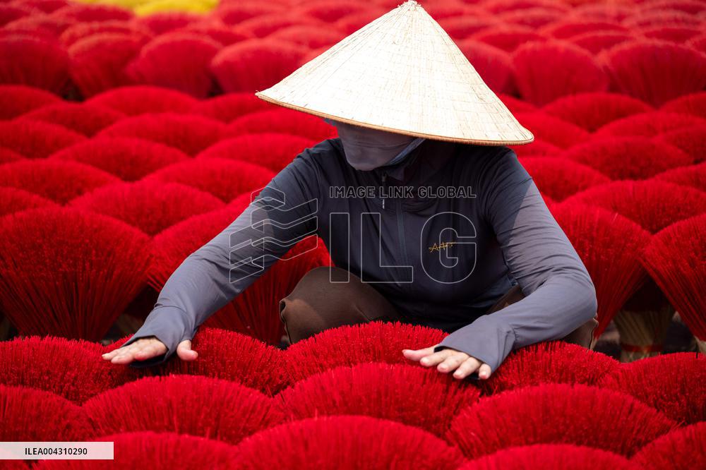 Incense Sticks Traditional Making - Vietnam