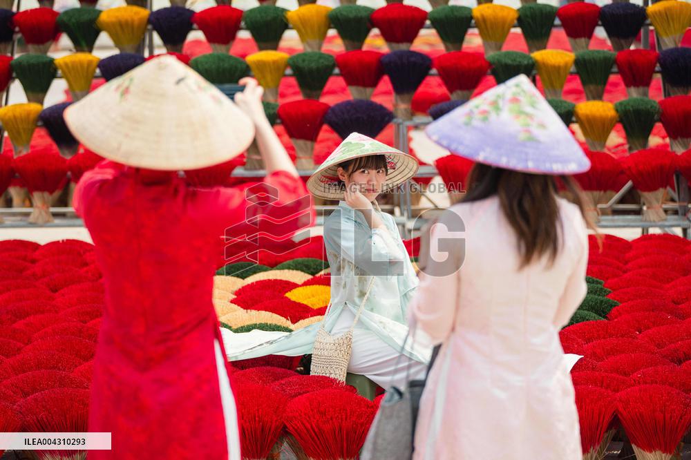 Incense Sticks Traditional Making - Vietnam