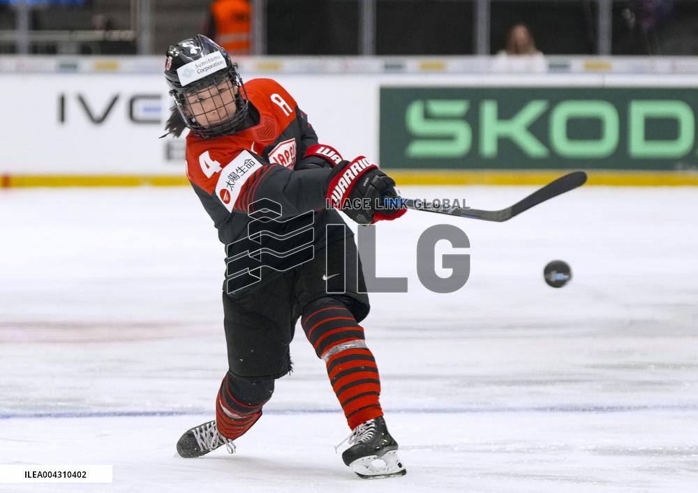 Ice hockey: Women's world championship