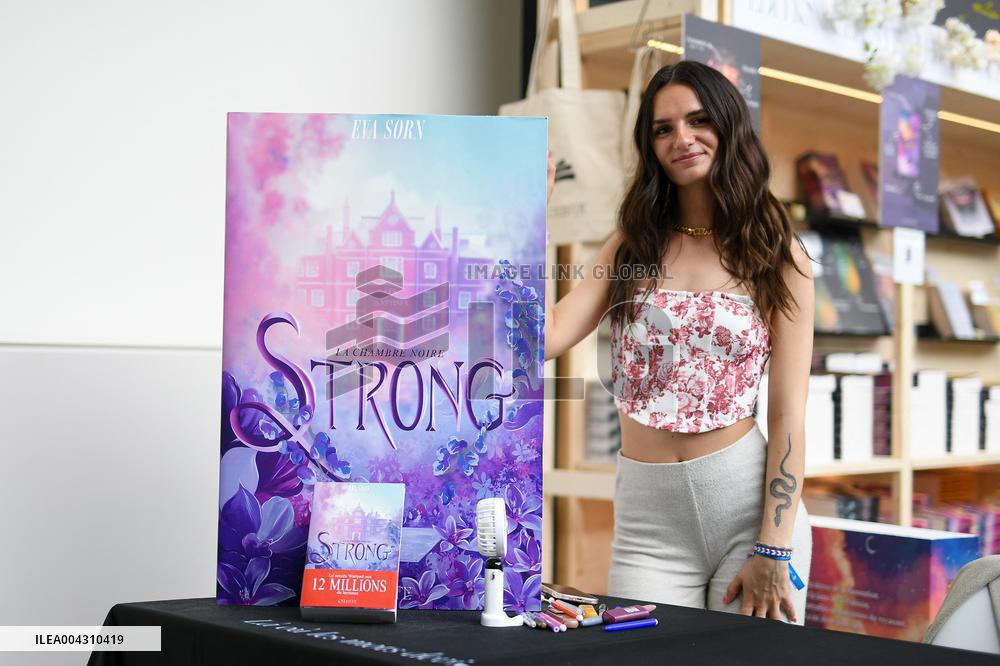 Paris Book Festival Ends On A High Note - France