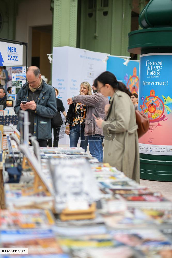 Paris Book Festival Ends On A High Note - France