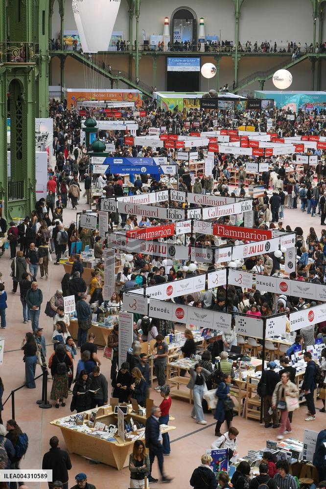 Paris Book Festival Ends On A High Note - France