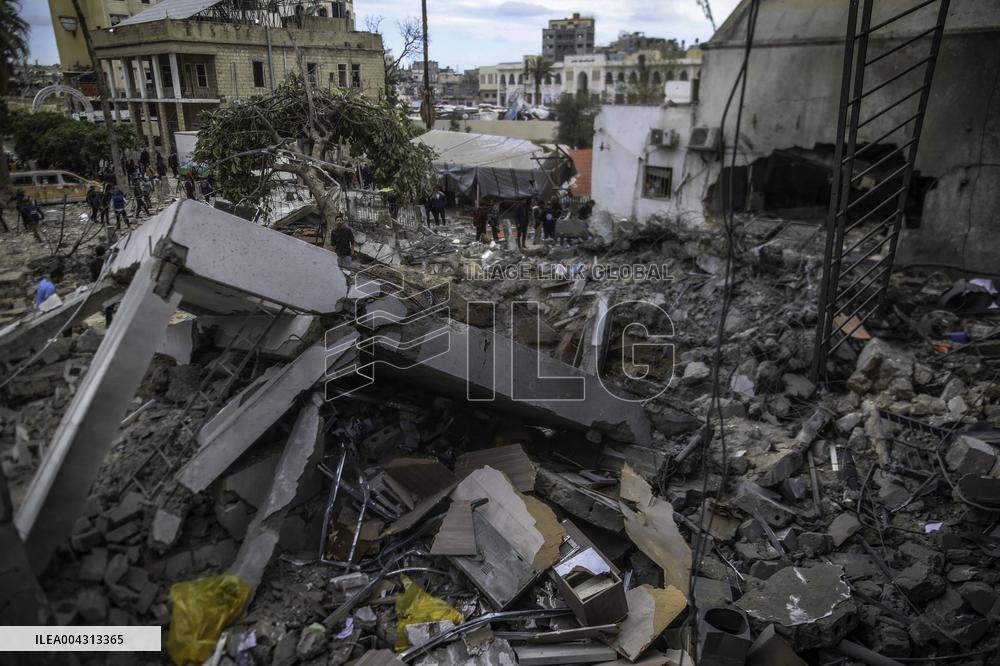 Strikes on Gaza Baptist Hospital