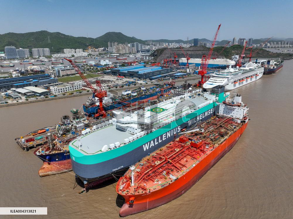 China Total Import And Export Value Increases in Q1 2025