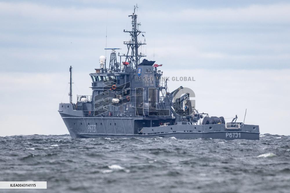 Estonian navy detains Russian 'shadow fleet' oil tanker