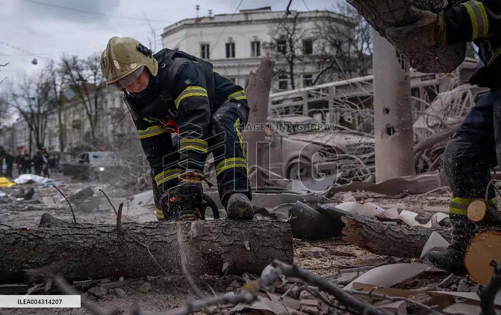 Russian Strike on Sumy Northeastern Ukraine Killed 34 People - Ukraine