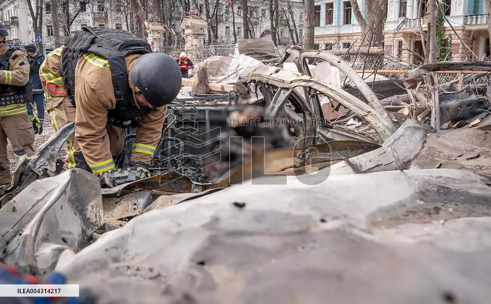 Russian Strike on Sumy Northeastern Ukraine Killed 34 People - Ukraine