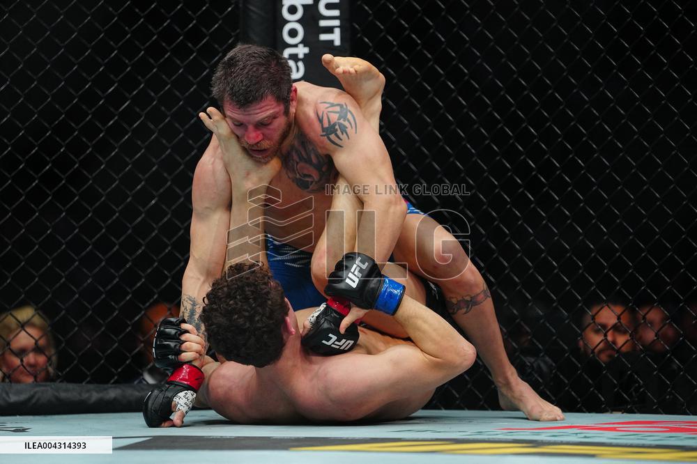 UFC 314 - Volkanovski vs Lopes
