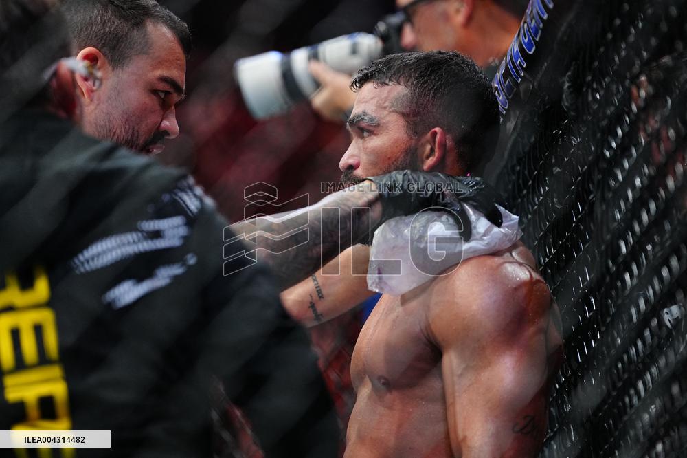 UFC 314 - Volkanovski vs Lopes