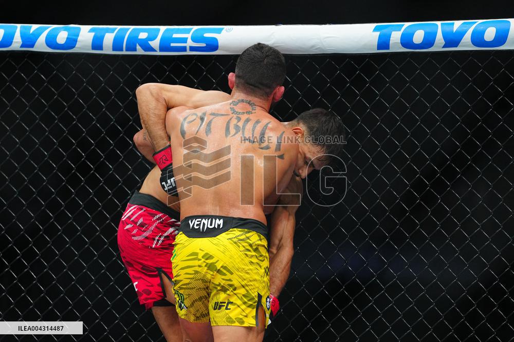 UFC 314 - Volkanovski vs Lopes