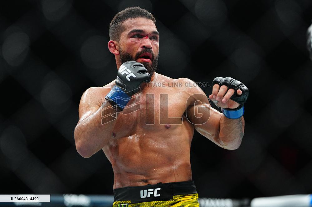 UFC 314 - Volkanovski vs Lopes