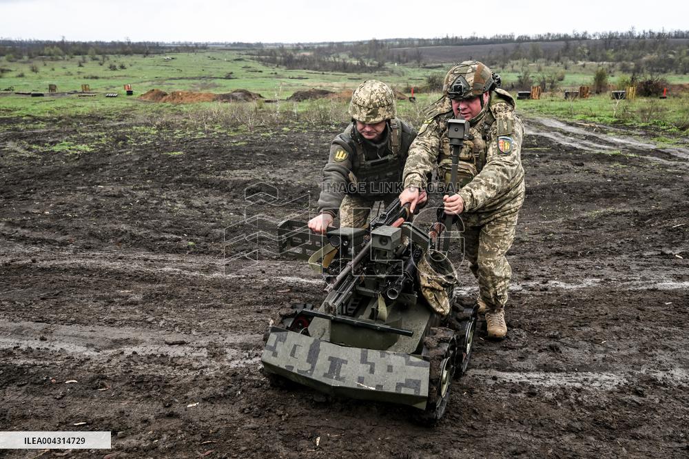 Ukrainian brigade fighting in Zaporizhzhia direction gets ground drone