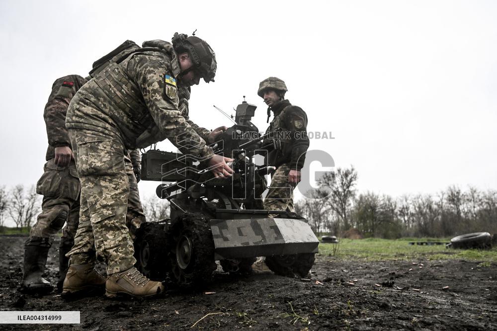 Ukrainian brigade fighting in Zaporizhzhia direction gets ground drone