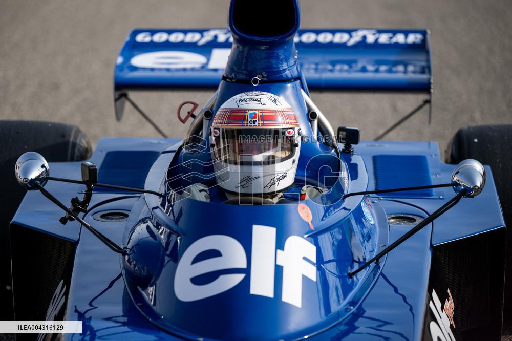 Jackie Stewart drives 1973 title-winning Tyrrell in emotional demo run at Bahrain GP