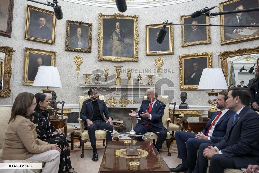 U.S. President Donald Trump meets with El Salvador President Nayib Bukele