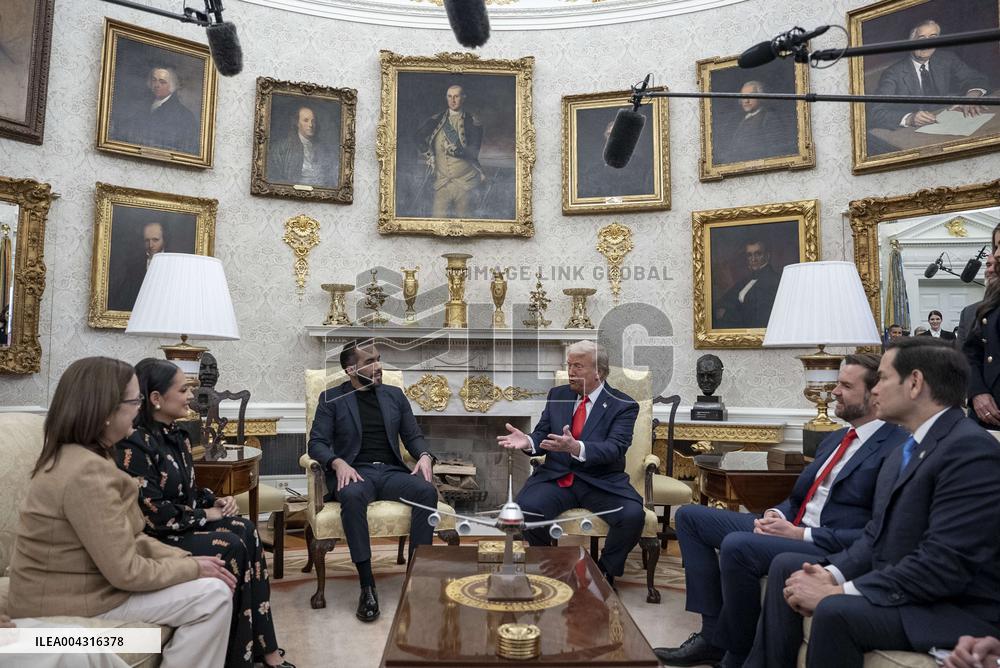 U.S. President Donald Trump meets with El Salvador President Nayib Bukele