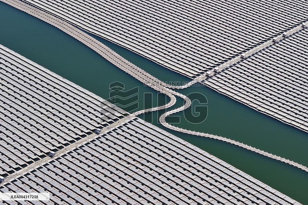 Floating Distributed PV Power Station
