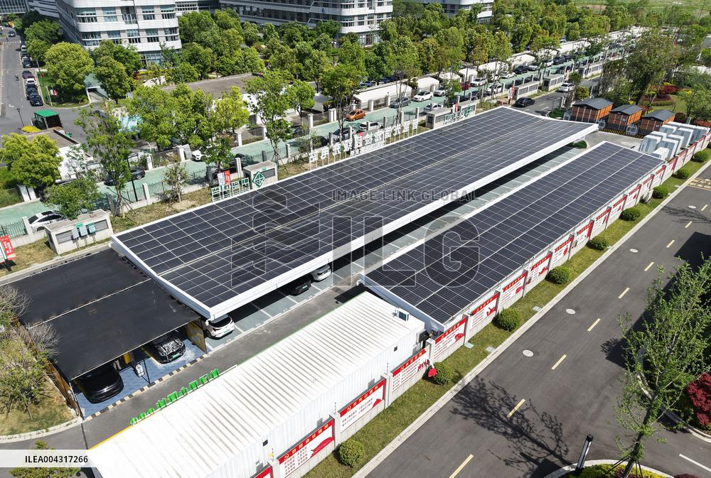 A Smart Energy Comprehensive Demonstration Supercharger Station in Hangzhou