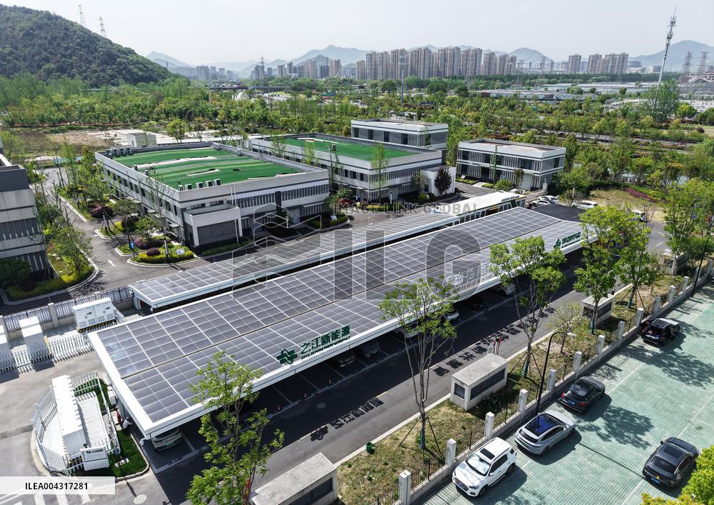 A Smart Energy Comprehensive Demonstration Supercharger Station in Hangzhou
