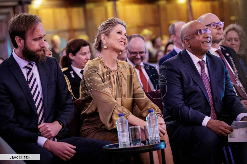 Queen Máxima Visits 'Quantum For Everyone - Enschede