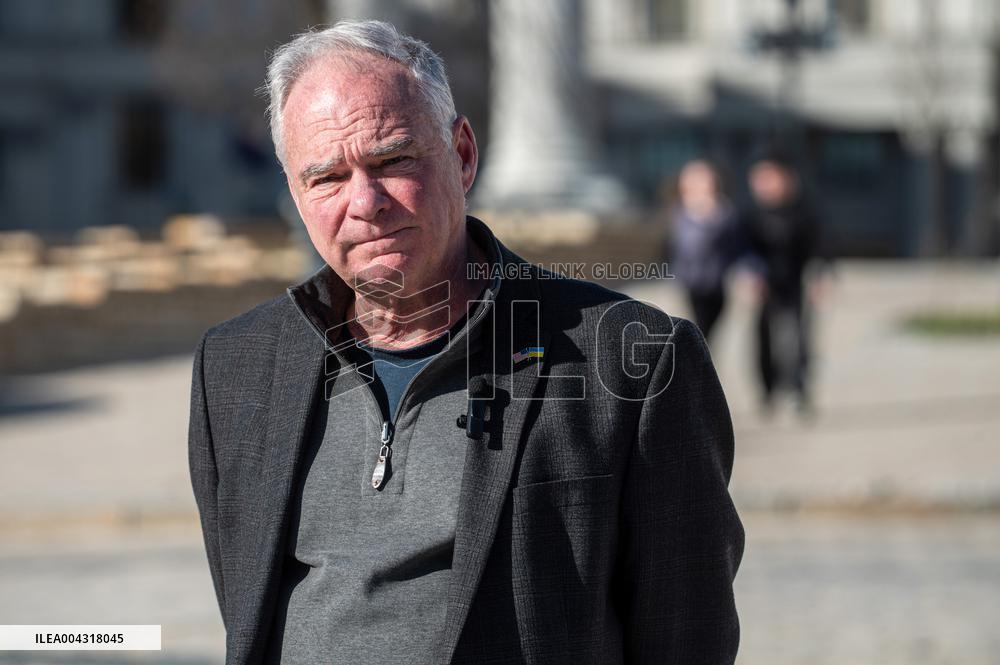 News conference of US Senator Tim Kaine in Kyiv
