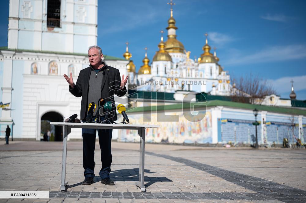 News conference of US Senator Tim Kaine in Kyiv