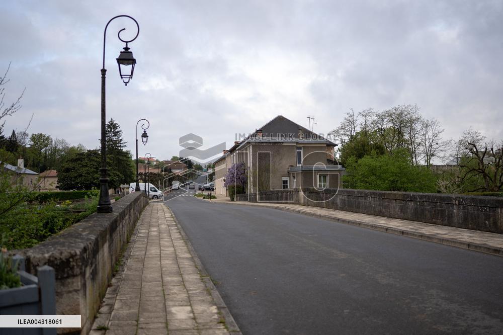 Illustration of views of Vivonne AJ