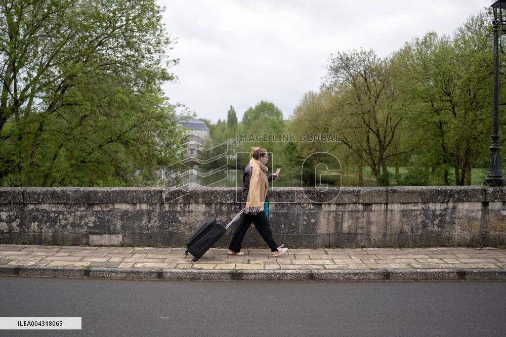 Illustration of views of Vivonne AJ