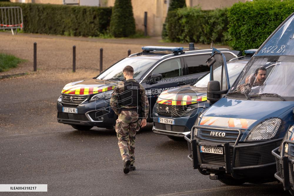Gendarmes gather for the search operations to find Agathe Hilairet - Vivonne AJ