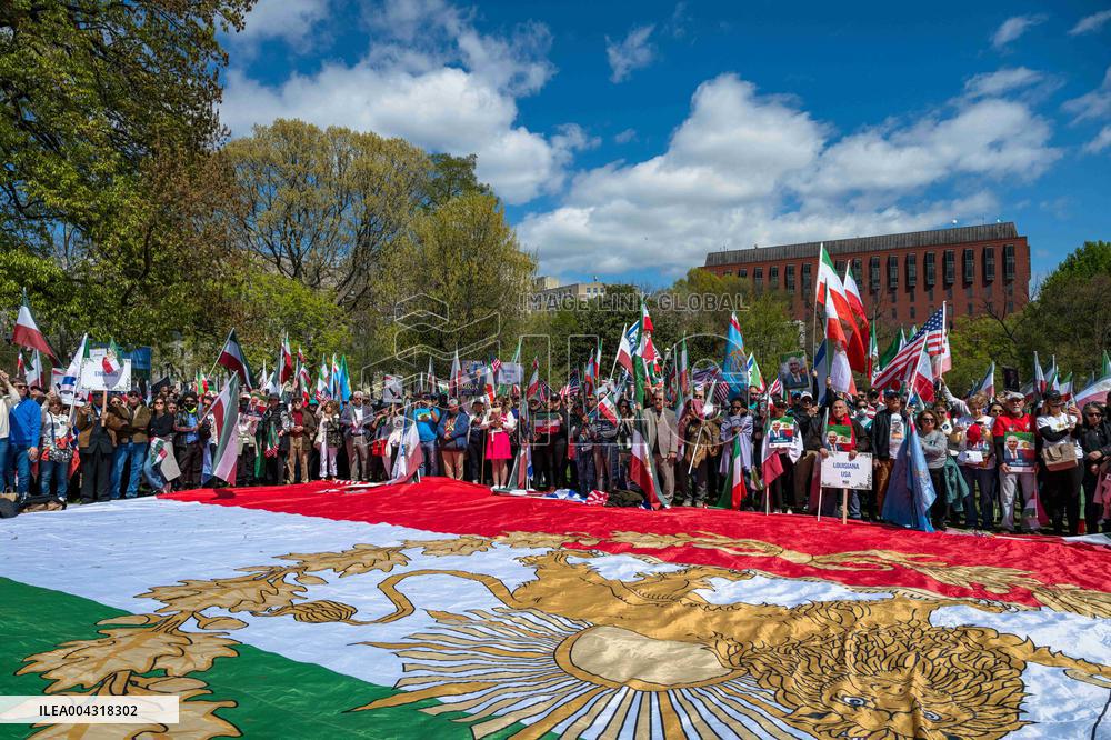 Rally In Support of Reza Pahlavi outside White House - DC
