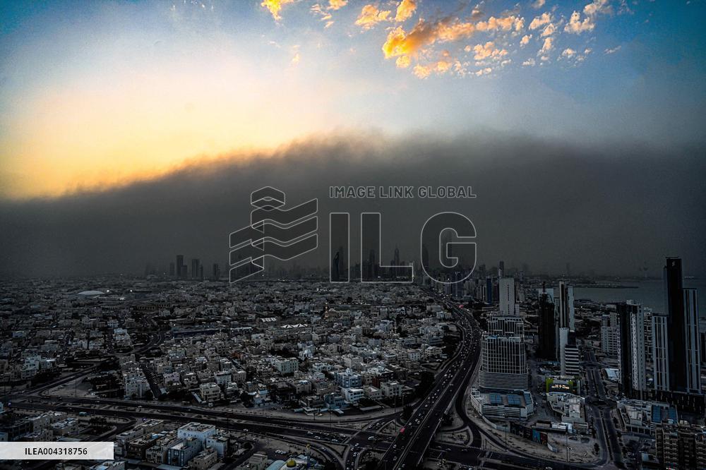 Strong Dust Storm - Kuwait City
