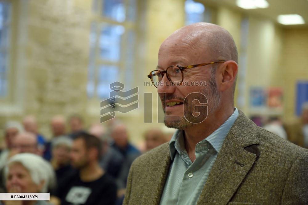 Socialist Deputy Boris Vallaud Meets Supporters in Langon