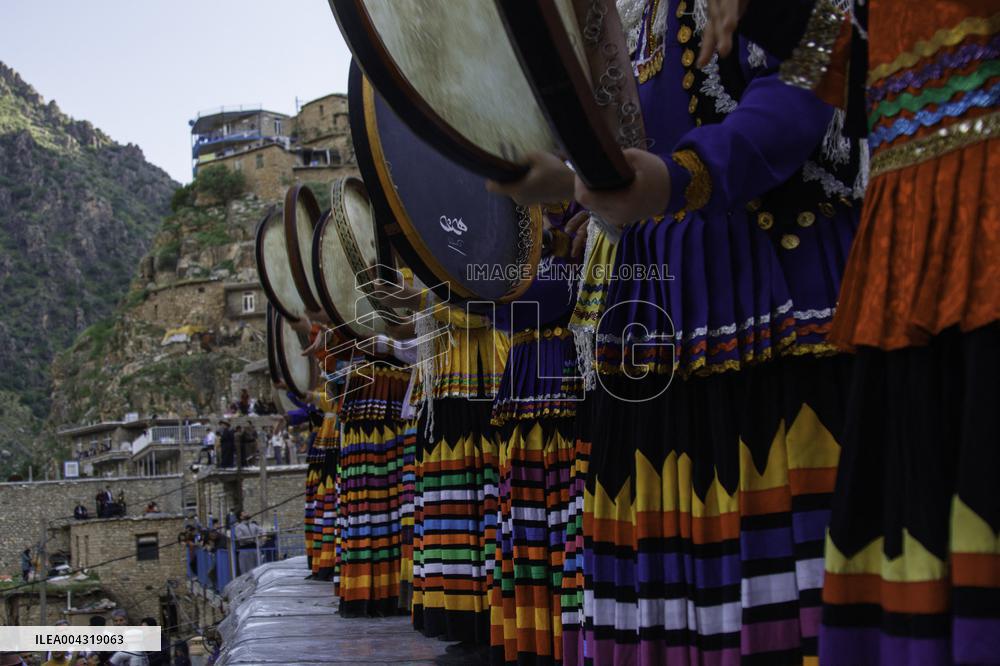 Kurdish Women Celebrate Hezar-Daf Festival - Iran