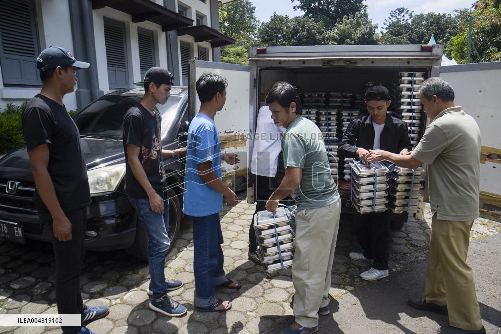 Government Funds Child Meal Project in Indonesia