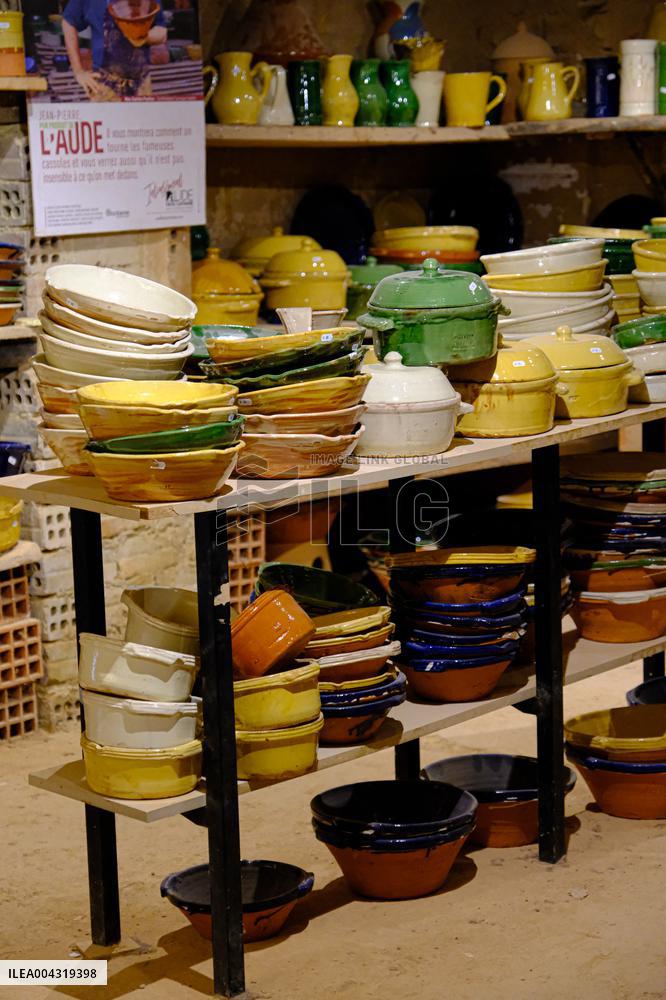 The Not Freres Pottery - Mas Saintes Puelles