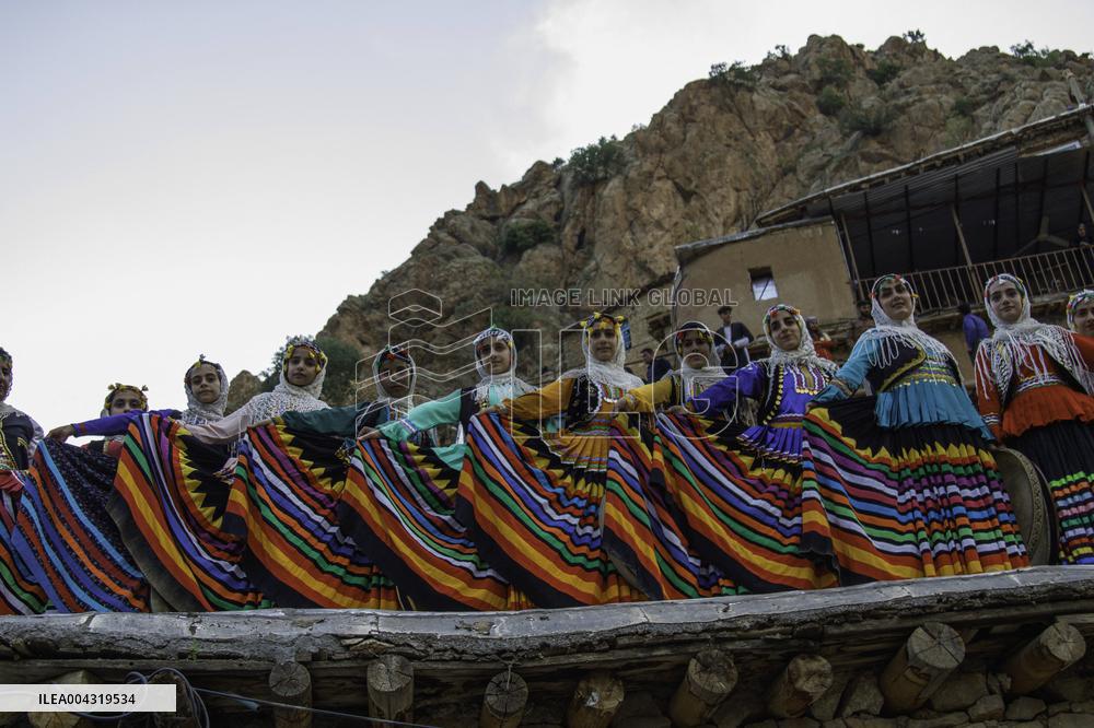 Kurdish Women Celebrate Hezar-Daf Festival - Iran