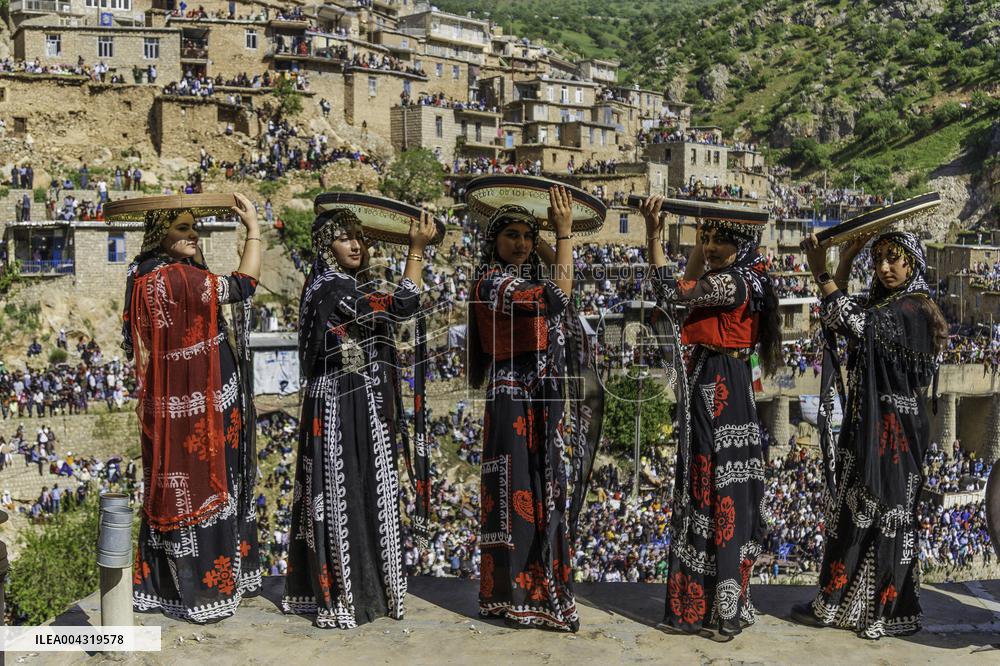 Kurdish Women Celebrate Hezar-Daf Festival - Iran